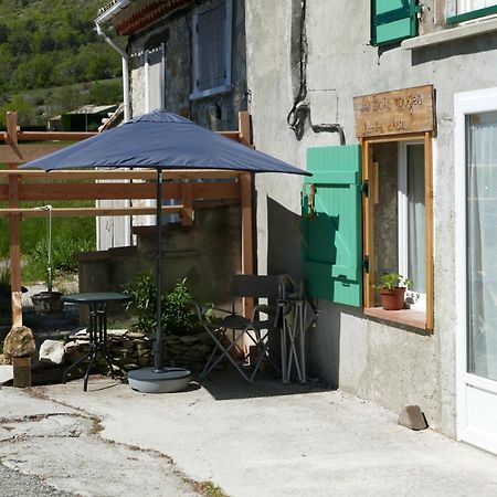 La Rochegiron Les Bois Rouges B&B 외부 사진